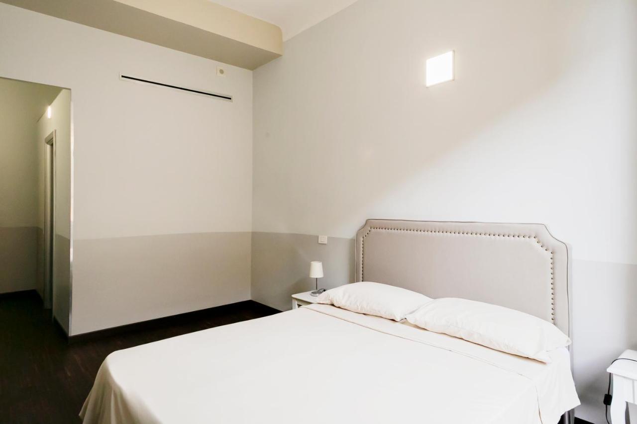 Dm69 - Termini Monti Crossroads Hotel Rome Exterior photo