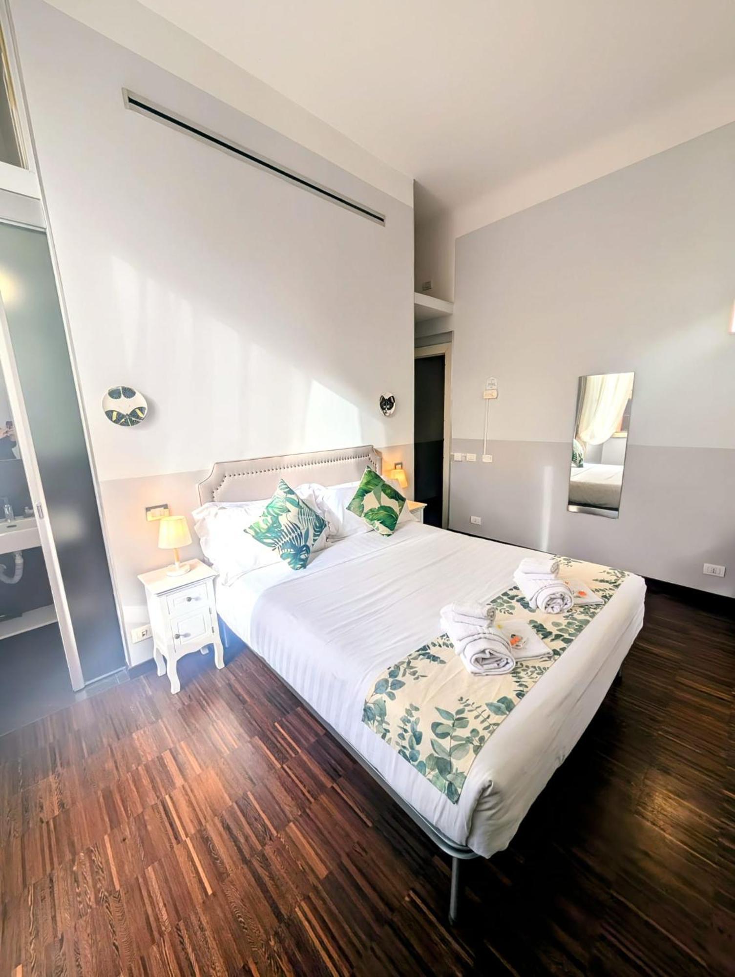 Dm69 - Termini Monti Crossroads Hotel Rome Exterior photo